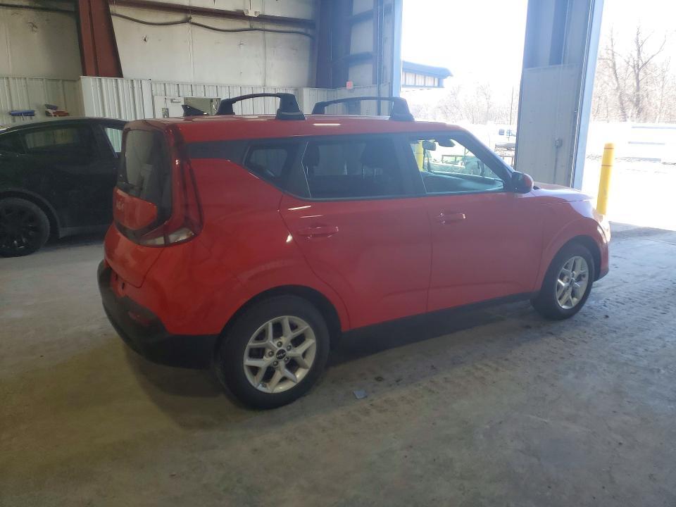 2022 KIA Soul lx