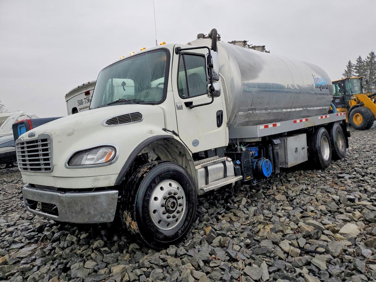 2023 Freigliner 2023 Freightliner Business Class M2 Water Truck