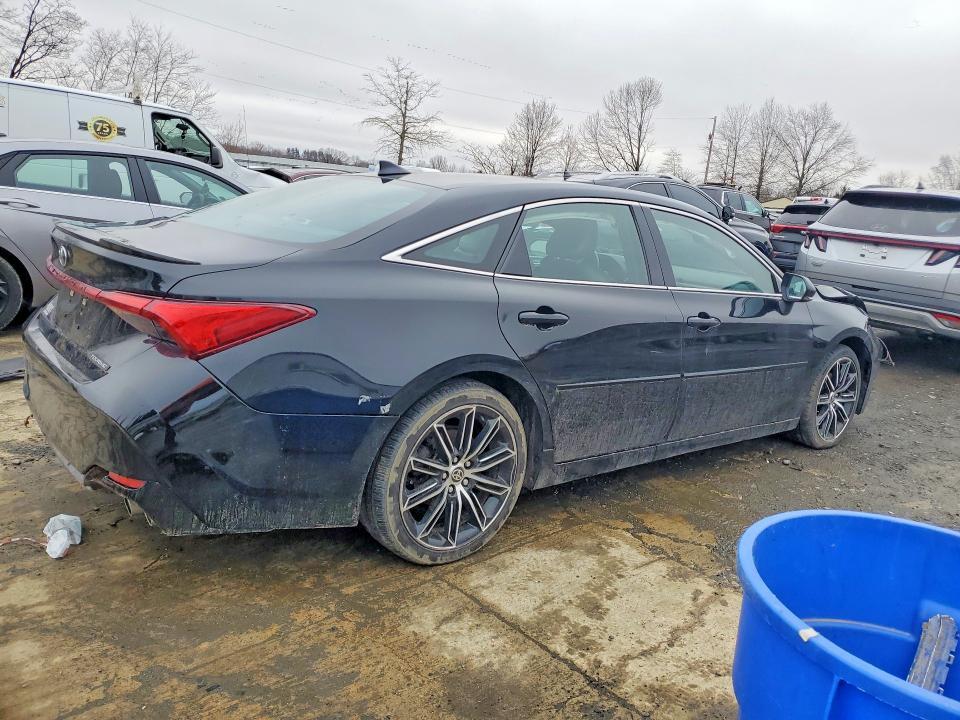 2022 Toyota Avalon Touring
