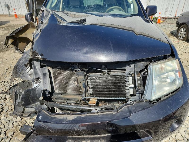 2012 Nissan Pathfinder s