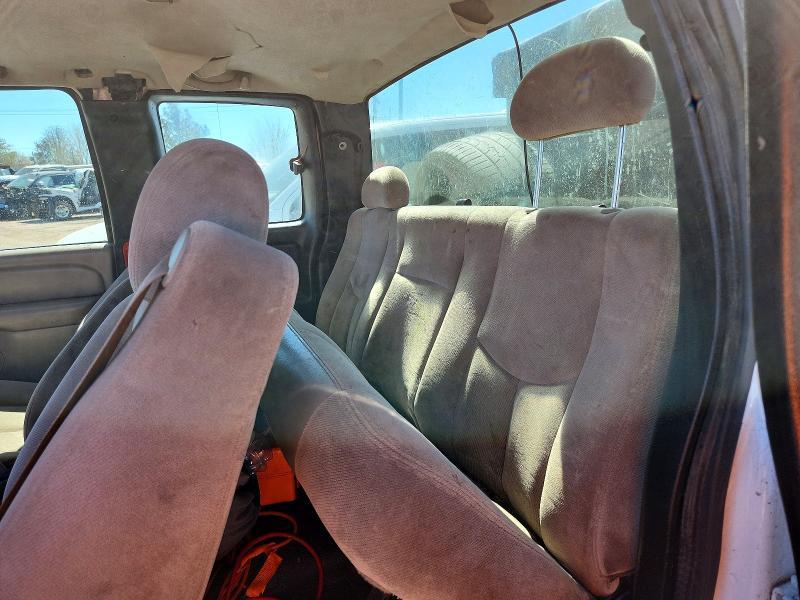 2003 GMC Sierra K2500 Heavy Duty