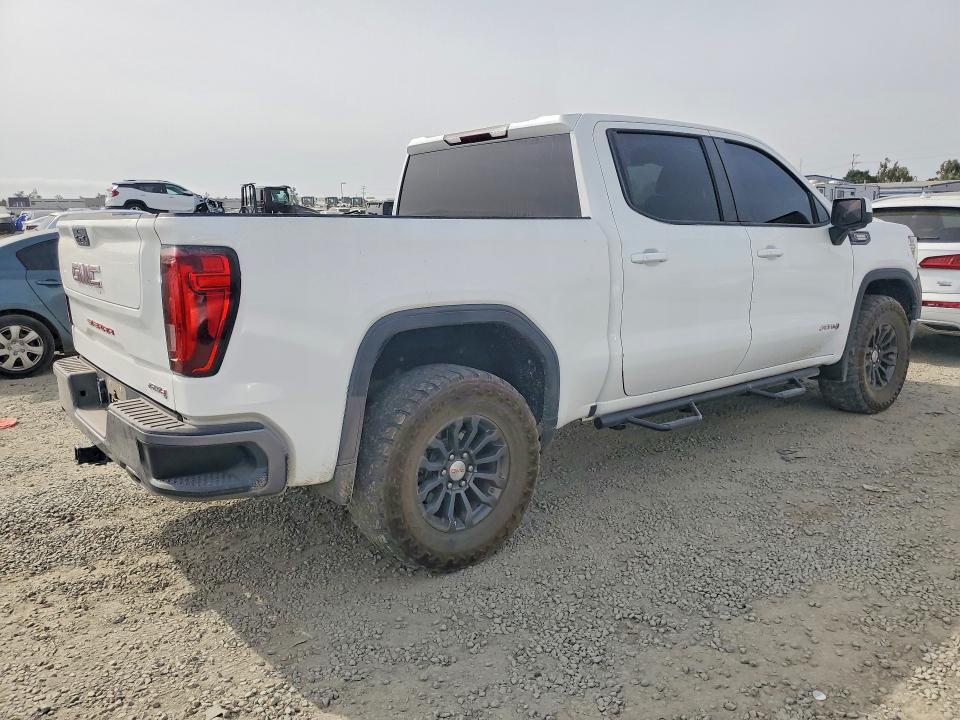 2021 GMC Sierra K1500 AT4