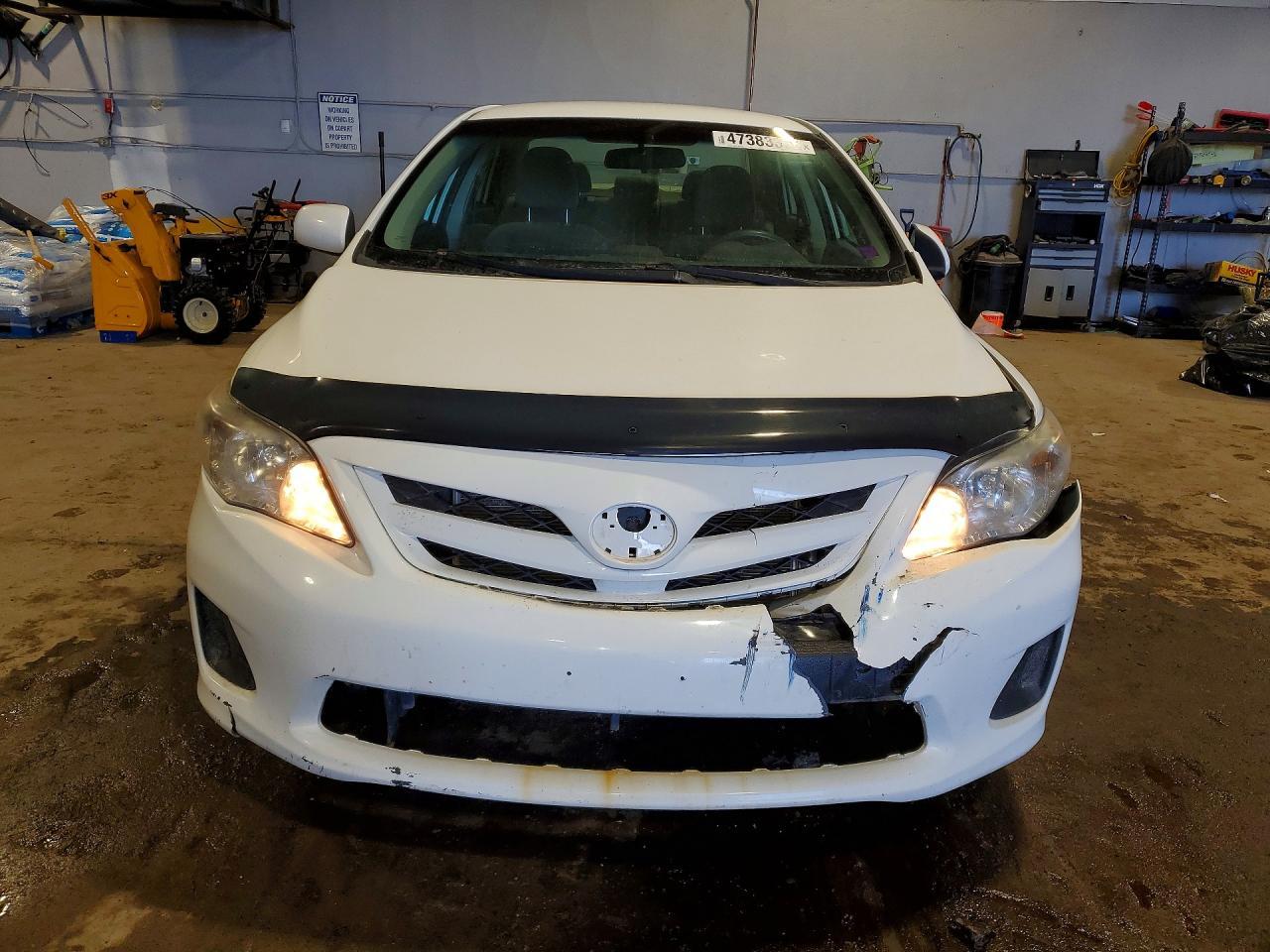 2012 Toyota Corolla l