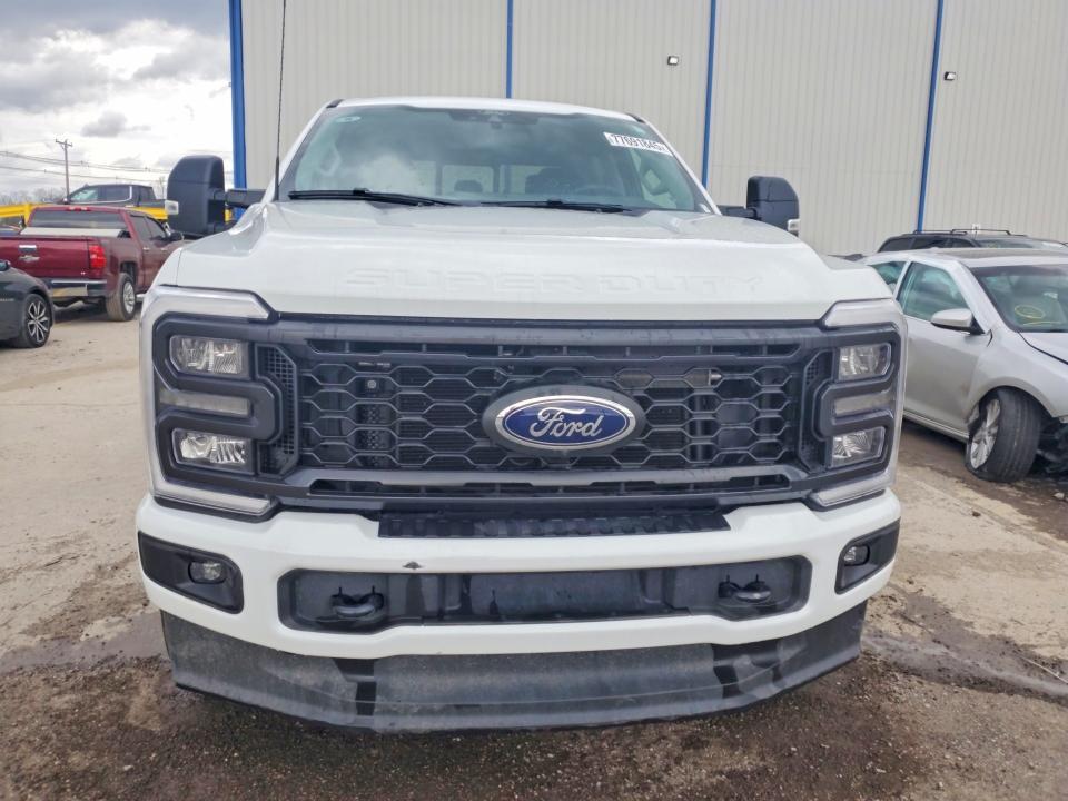 2025 Ford F350 Super Duty