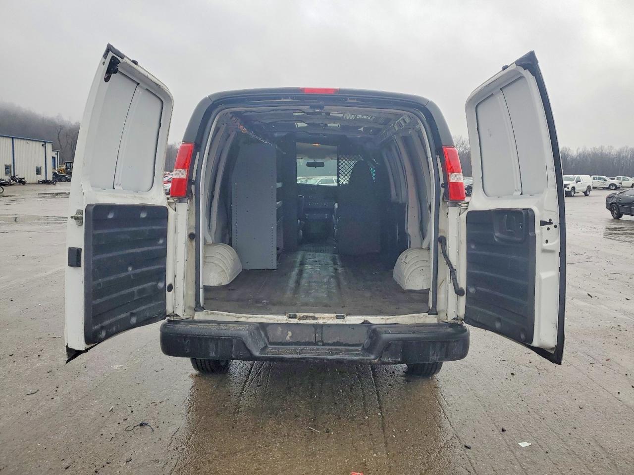 2021 Chev Rolet Express 2500 Cargo Utility / Service van