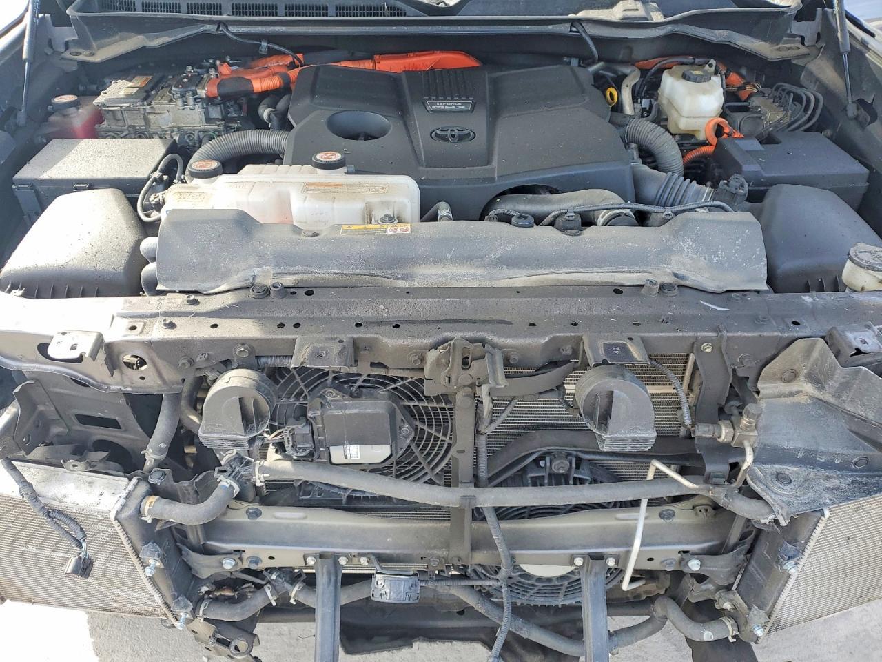 2024 Toyota Tundra Limited HV