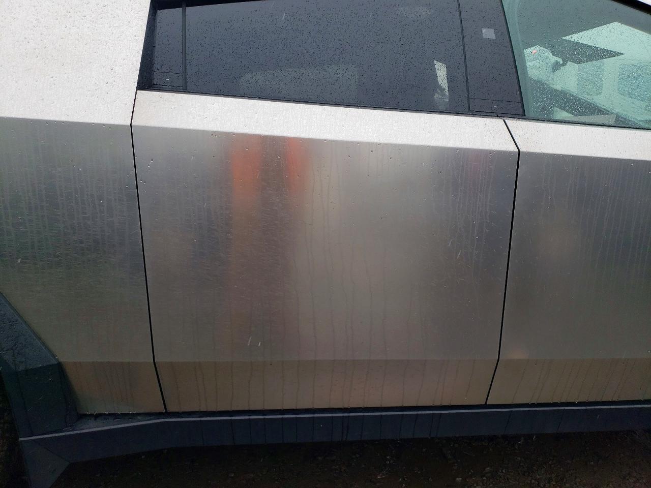 2024 Tesla Cybertruck