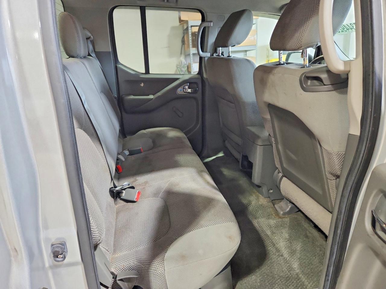2011 Nissan Frontier S
