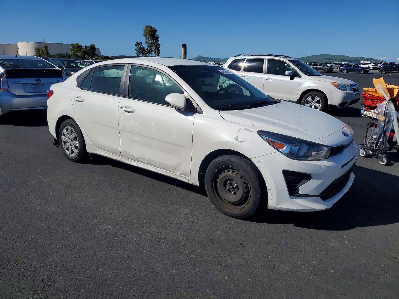2021 KIA Rio lx