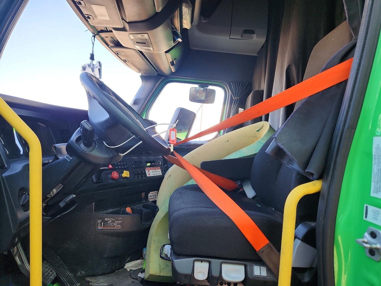 2025 Freigliner 2025 Freightliner Cascadia 116 Semi Truck