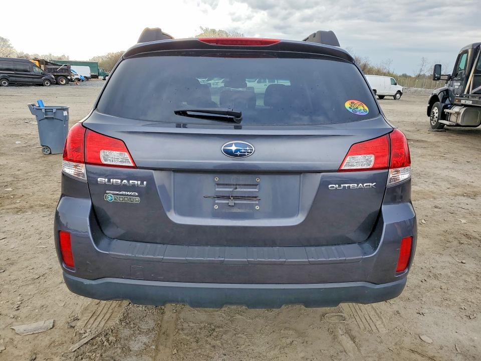 2013 Subaru Outback 2.5i Premium