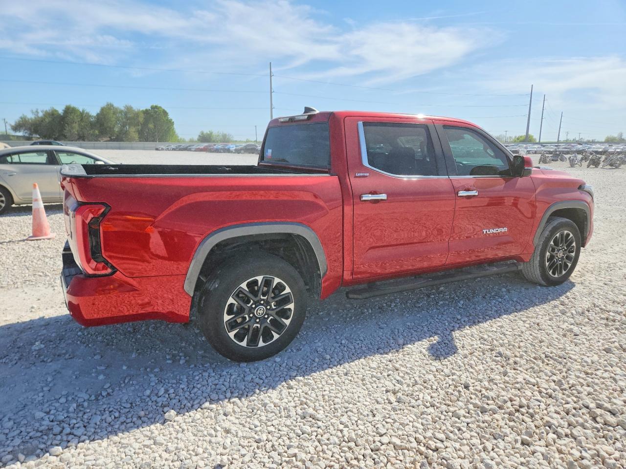 2024 Toyota Tundra Limited HV