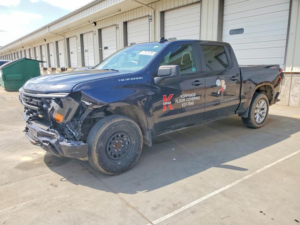 2022 Chevrolet Silverado K1500 Custom