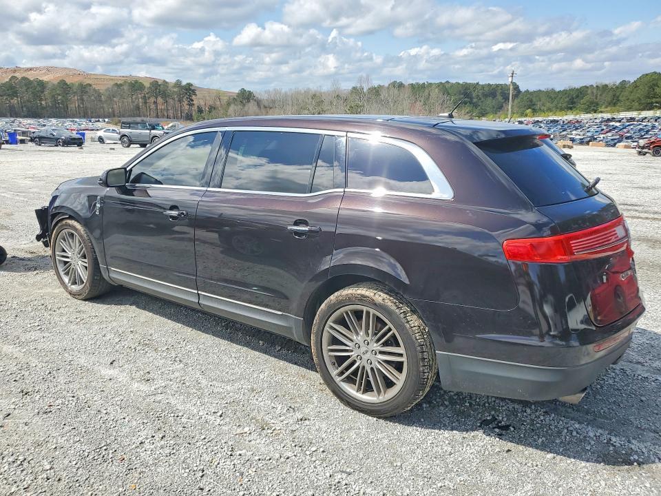 2014 Lincoln Townhouse MKT