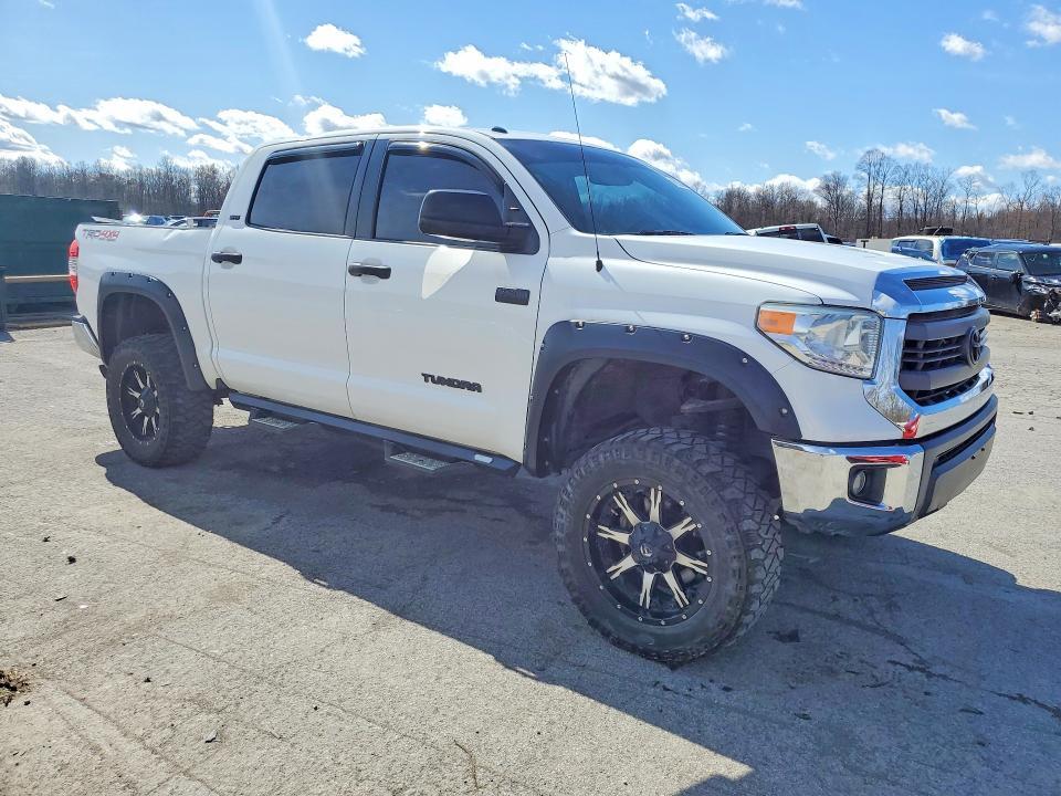 2014 Toyota Tundra SR5