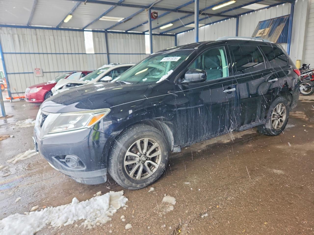 2013 Nissan Pathfinder s