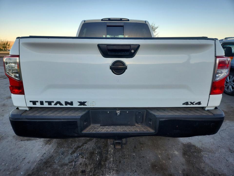 2017 Nissan Titan XD S