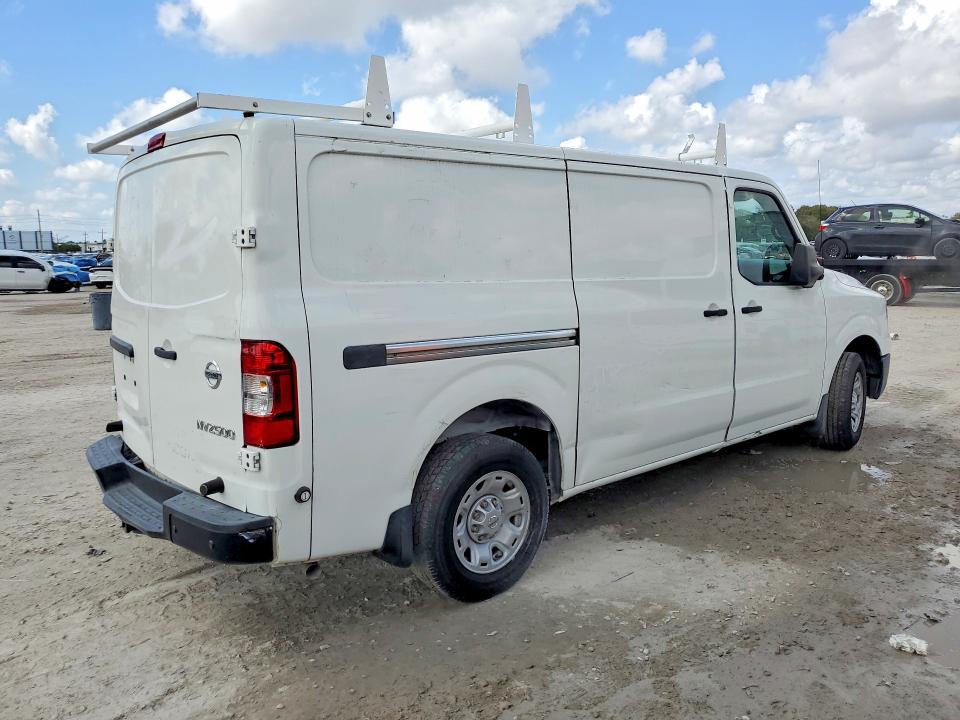 2017 Nissan NV 1500 S