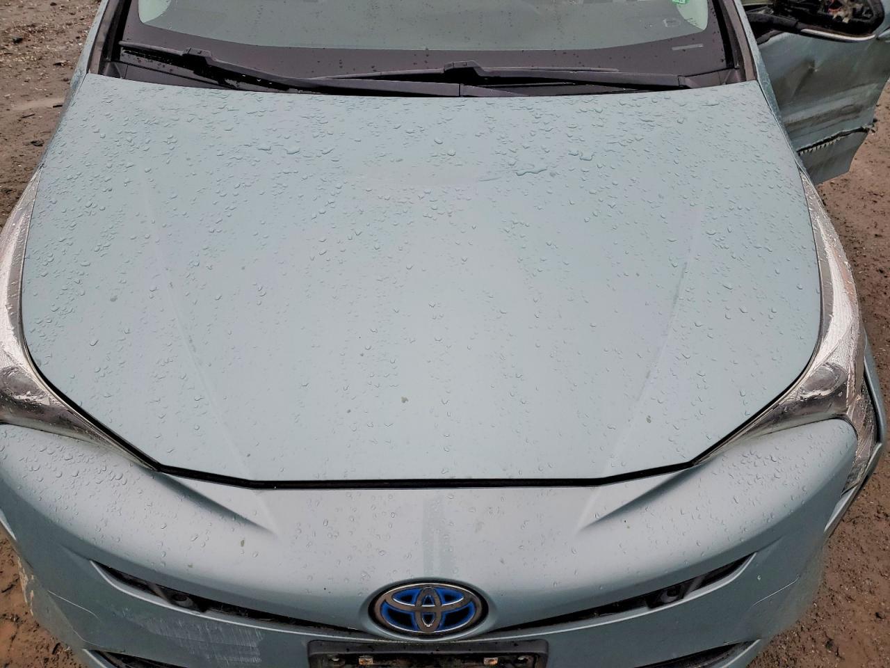 2018 Toyota Prius two