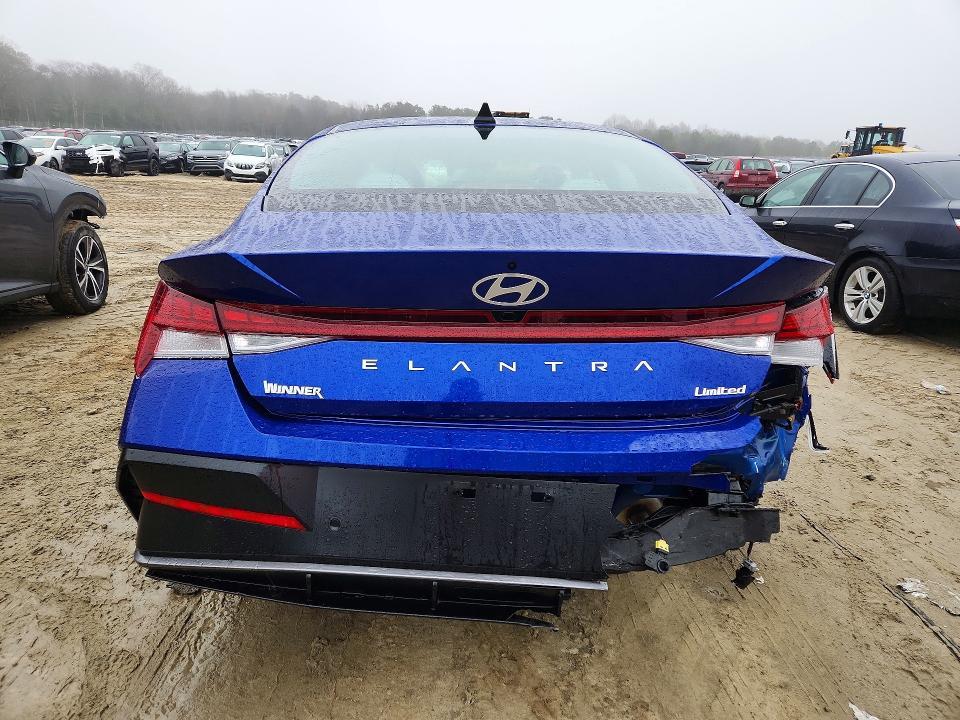 2024 Hyundai Elantra Limited