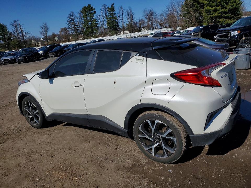 2019 Toyota C-hr xle