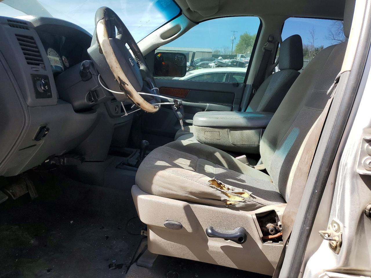 2006 Dodge RAM 2500 ST