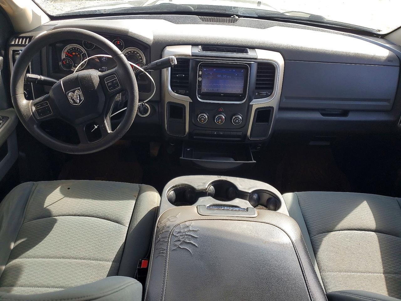 2013 Dodge RAM 1500 SLT