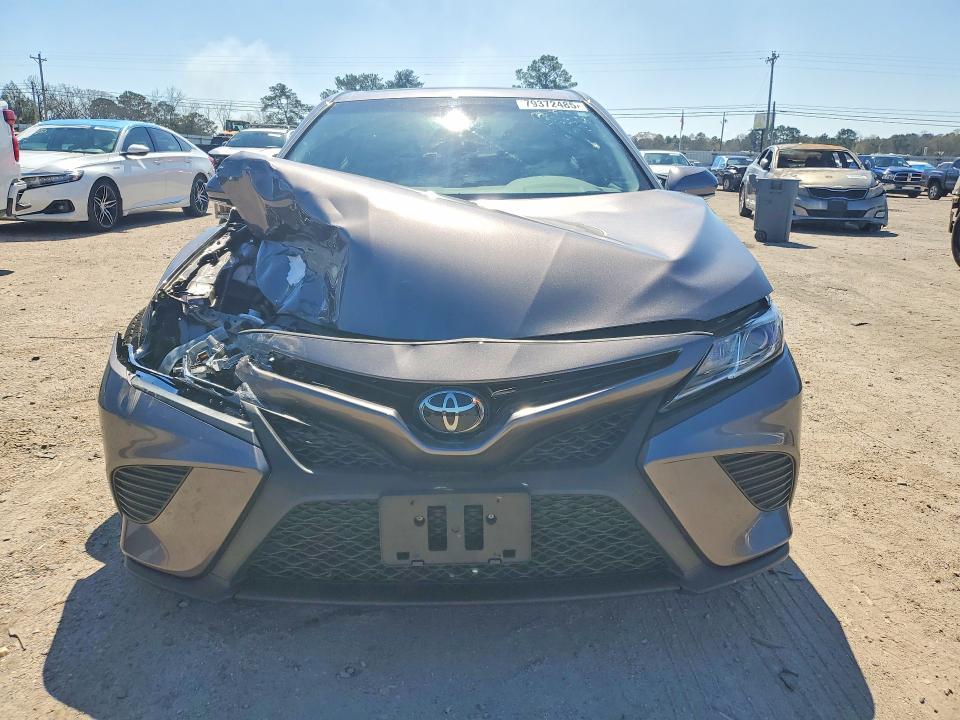 2018 Toyota Camry se