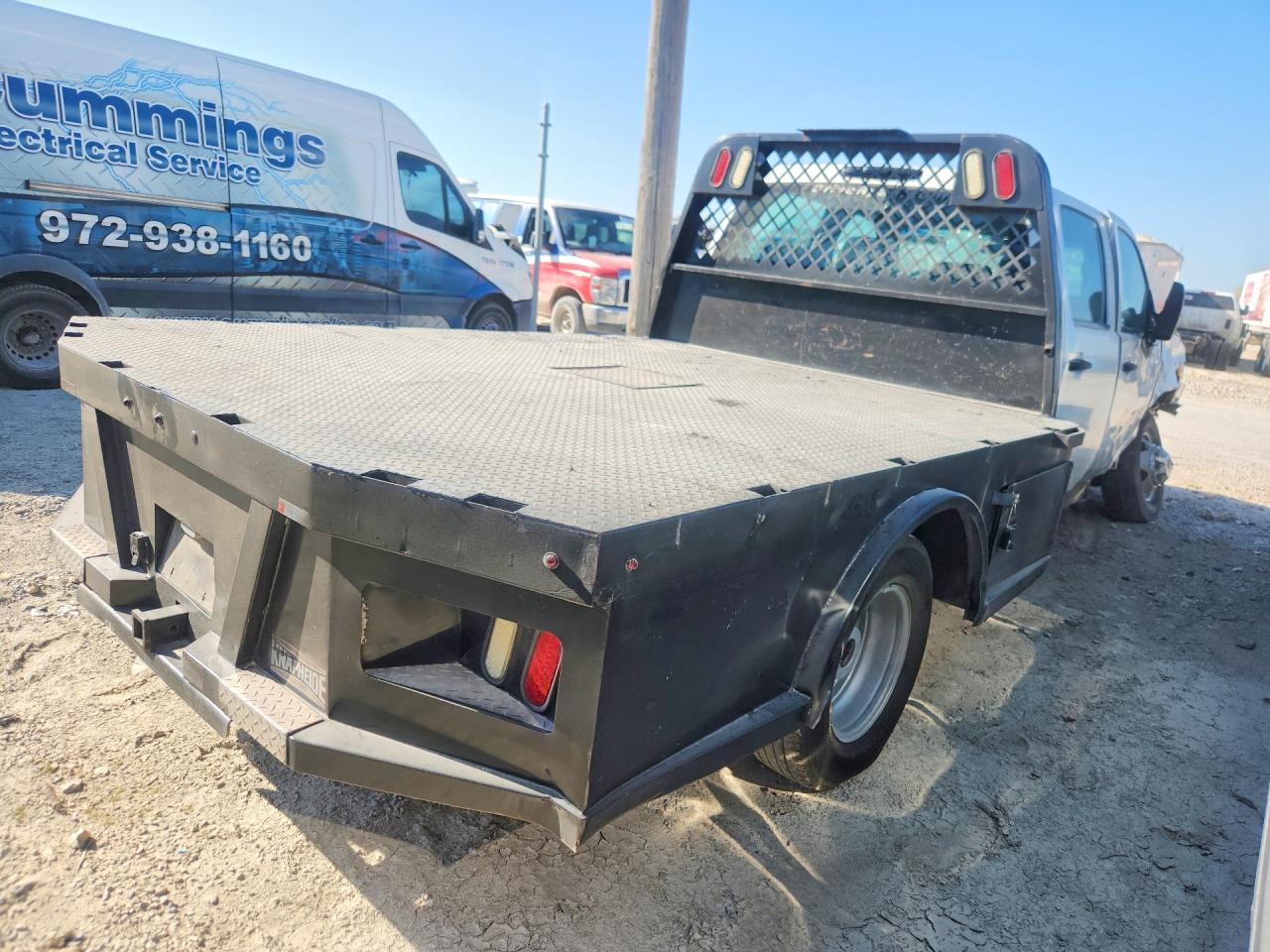 2014 Chevrolet Silverado Flatbed Truck