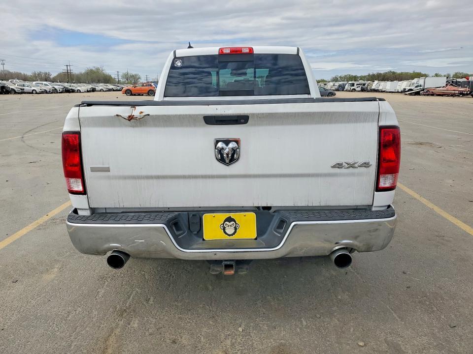 2015 Dodge RAM 1500 SLT