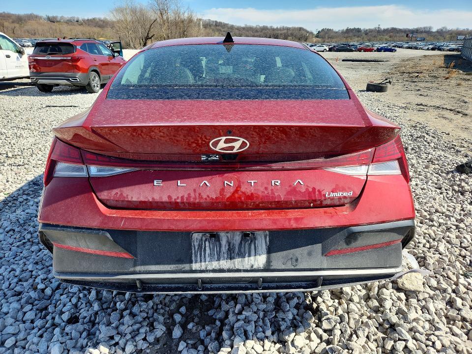 2025 Hyundai Elantra Limited