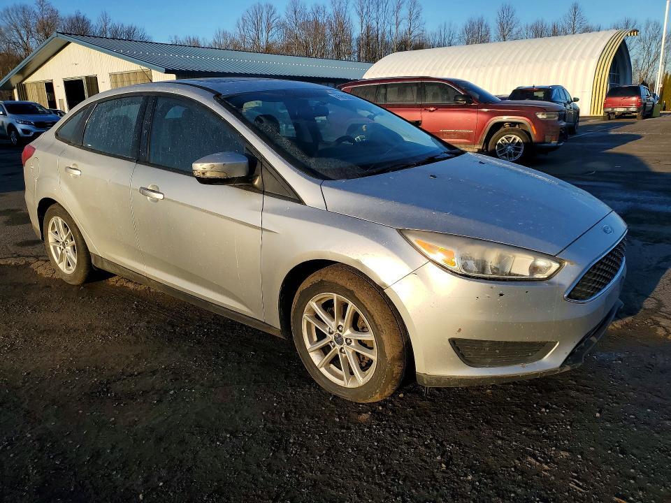 2016 Ford Focus se