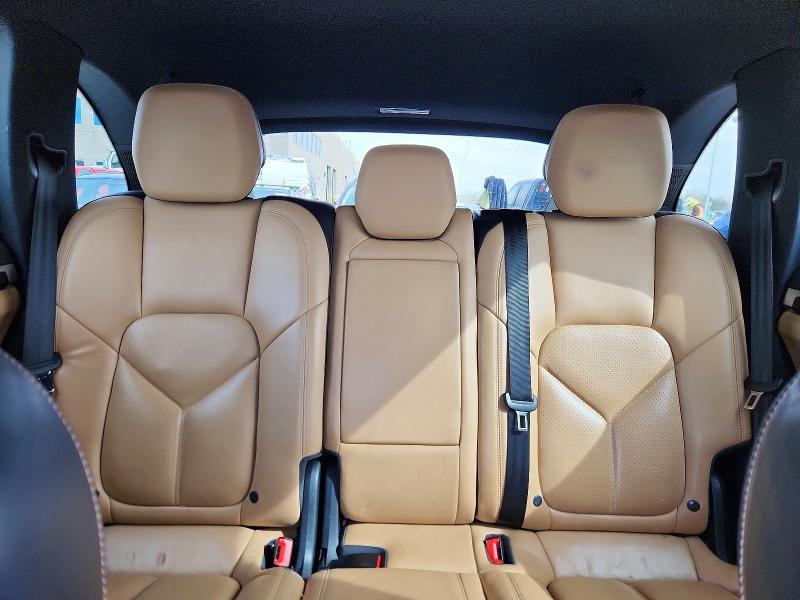 2016 Porsche Cayenne