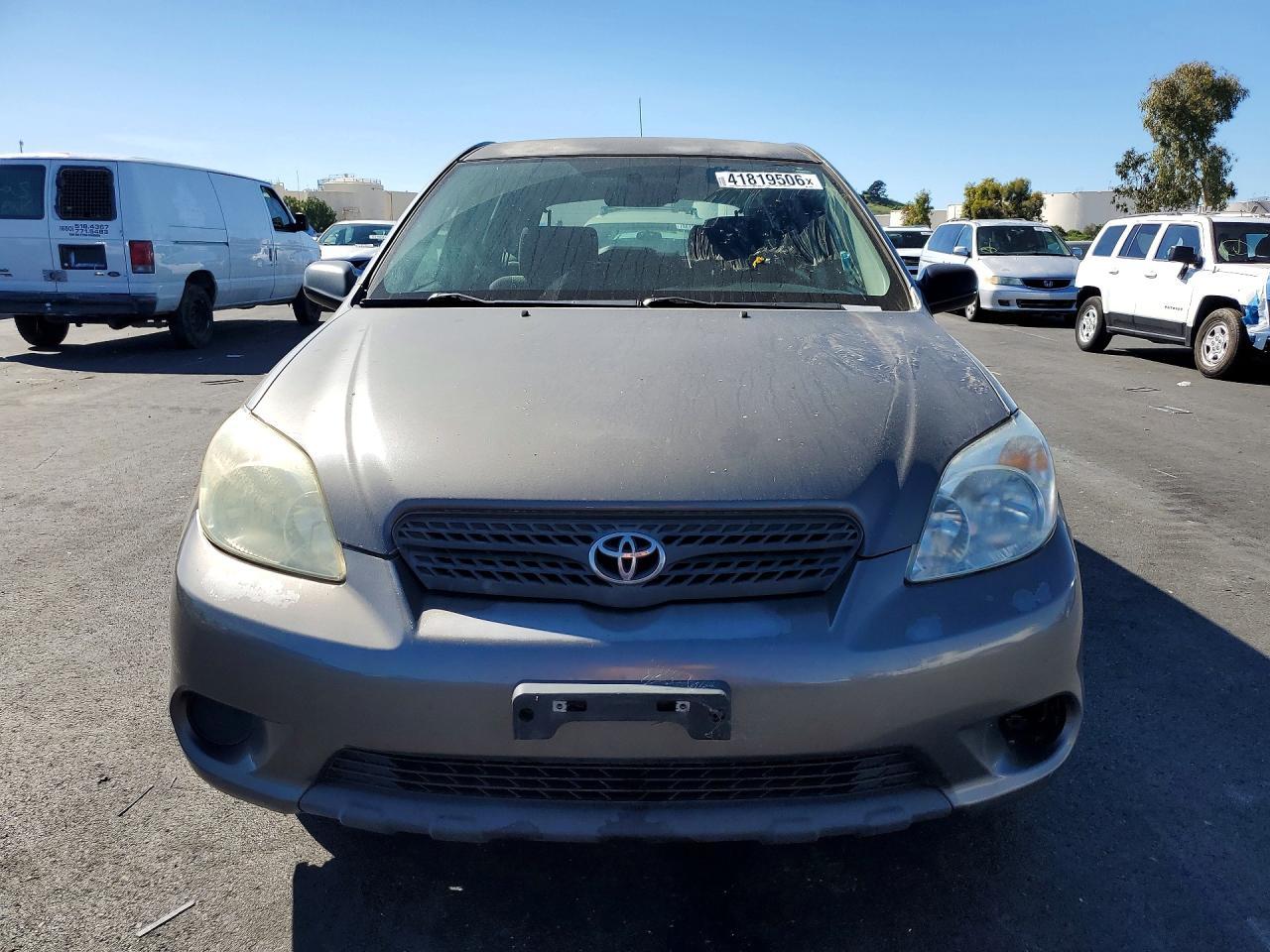 2005 Toyota Matrix Base