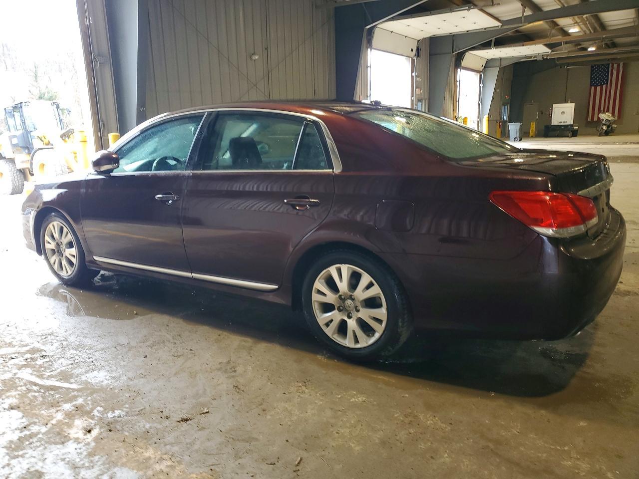 2012 Toyota Avalon Base
