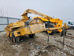 Salvage trucks for sale at Greenwood, NE auction: 2004 Vermeer BC1800A Wood Chipper