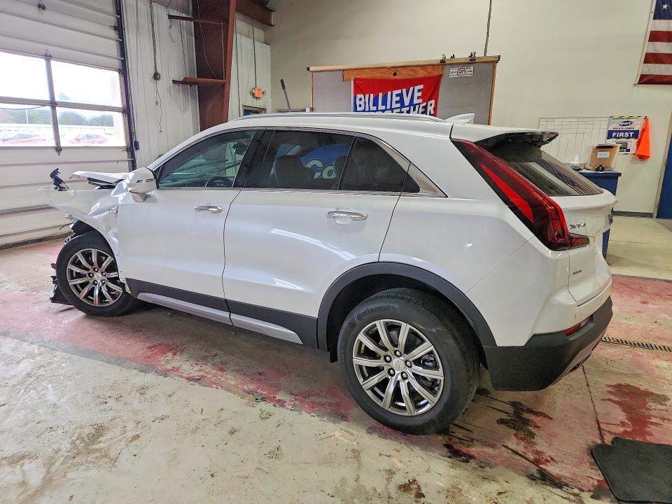 2021 Cadillac XT4 Premium Luxury