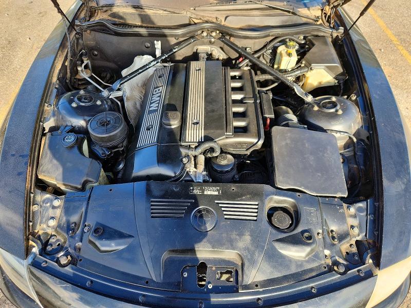 2005 BMW Z4 2.5
