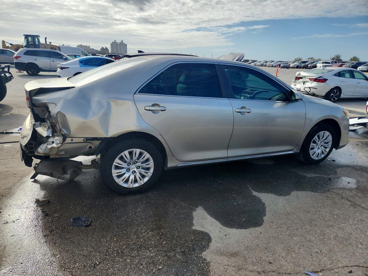 2014 Toyota Camry le