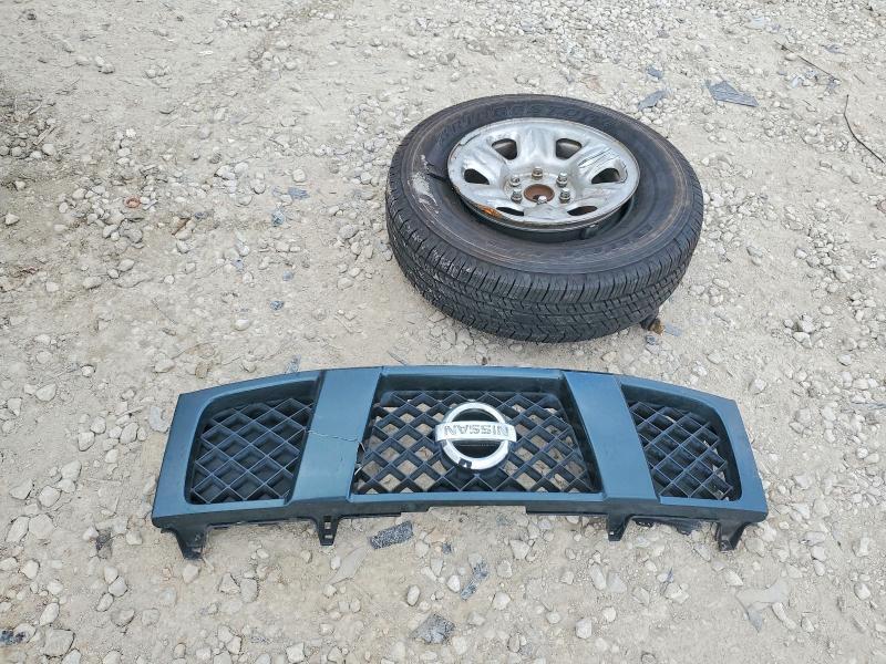2004 Nissan Titan XE
