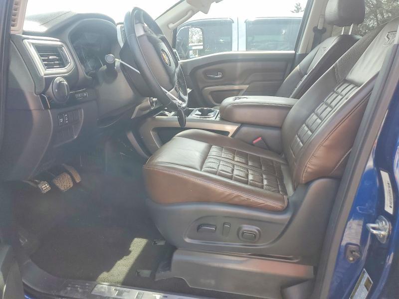 2020 Nissan Titan SV
