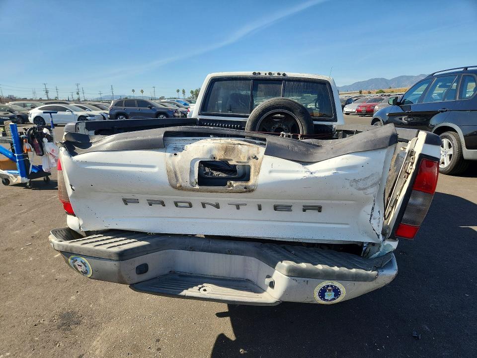 2003 Nissan Frontier Standard