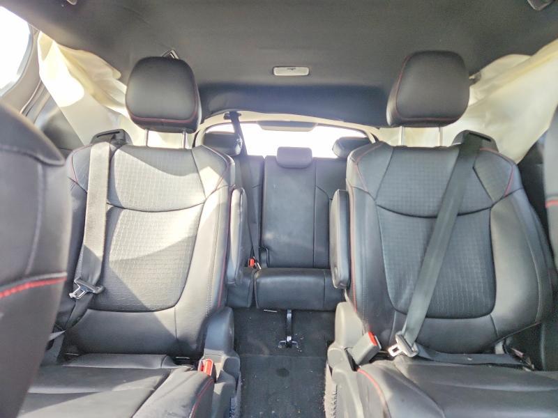 2025 Toyota Sienna xse 7-passenger