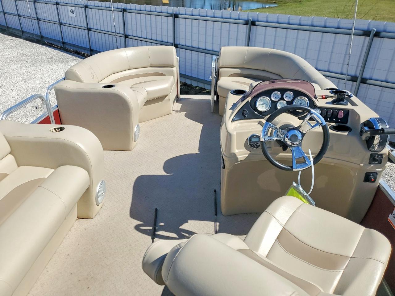 2015 Lowe SS 210 CL