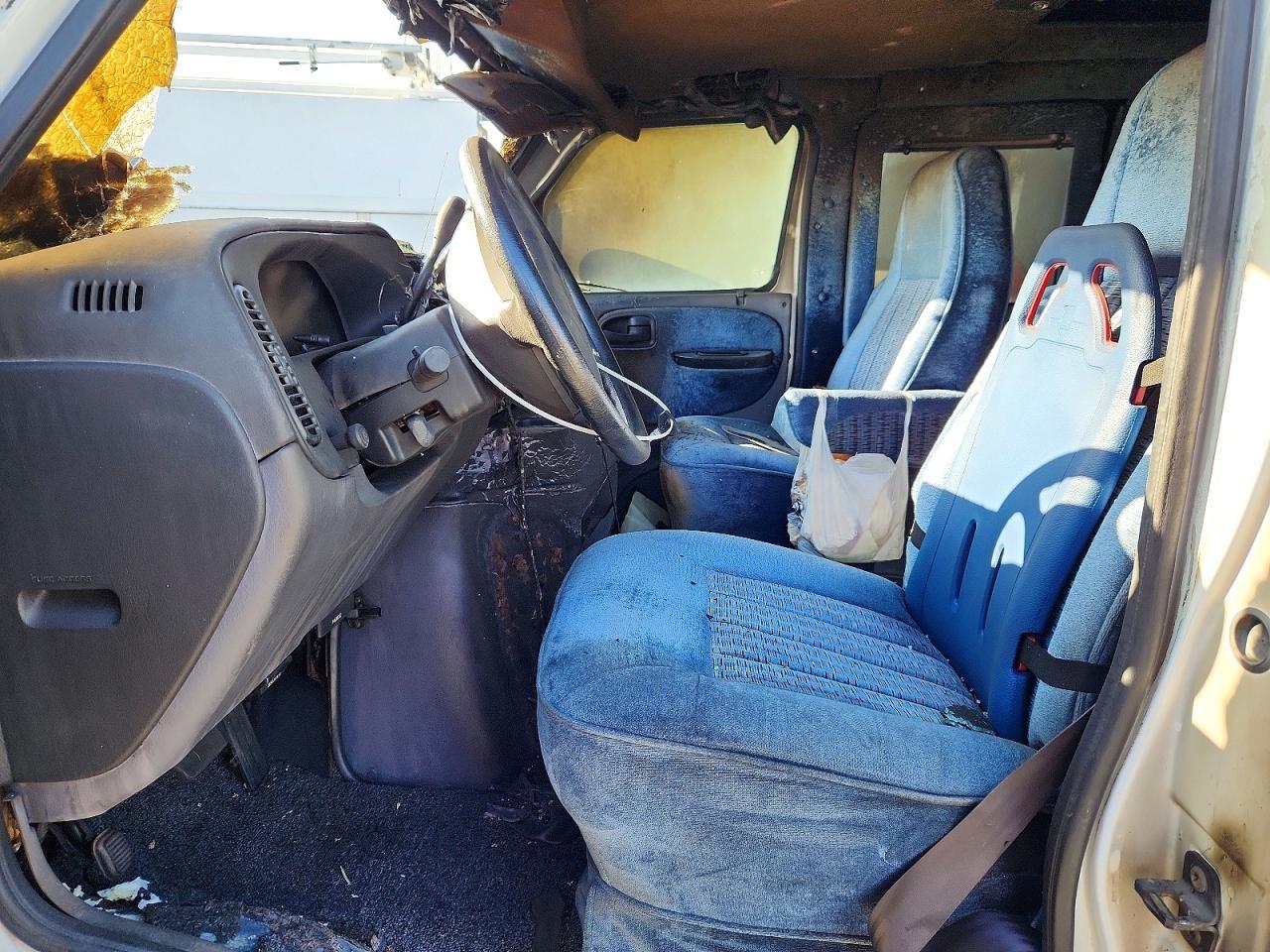 1998 Dodge Ram van rv