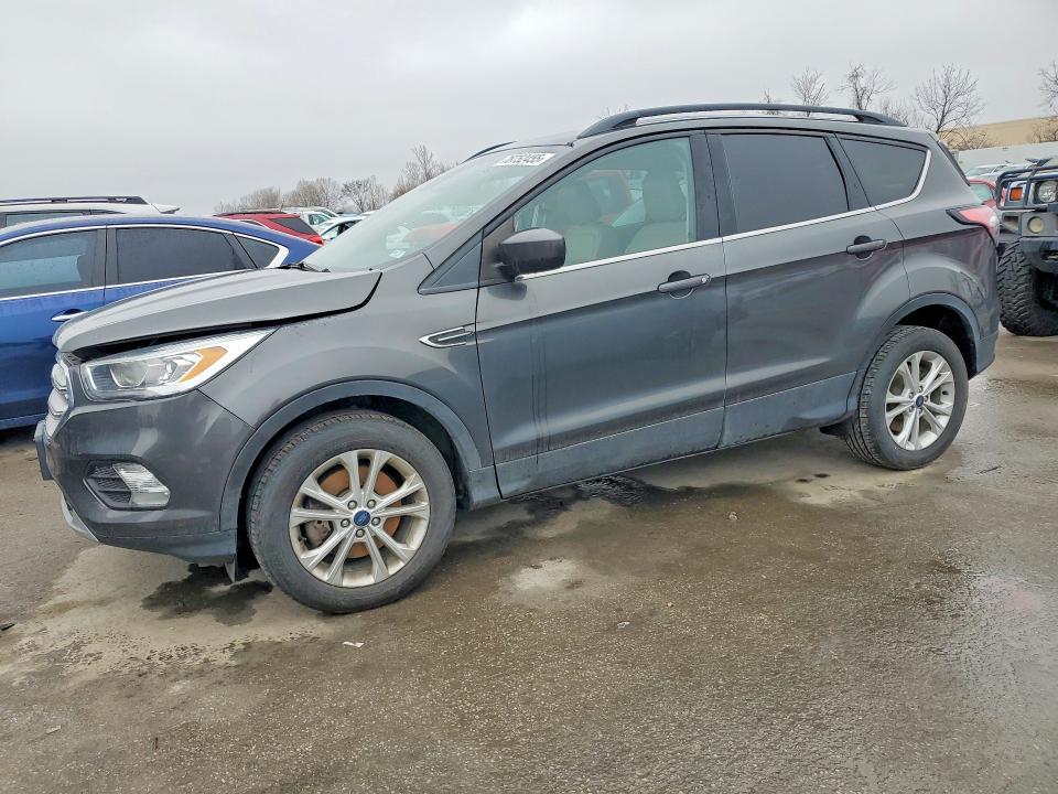 2018 Ford Escape sel