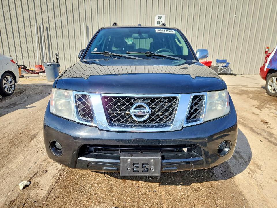 2012 Nissan Pathfinder s