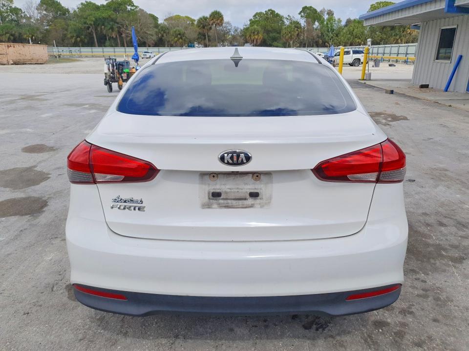 2017 KIA Forte lx