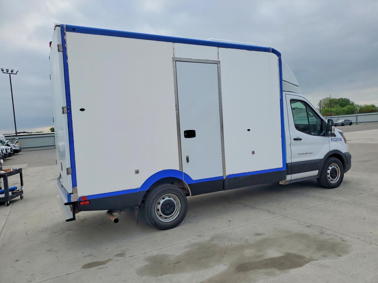 2022 Ford Transit Delivery Truck