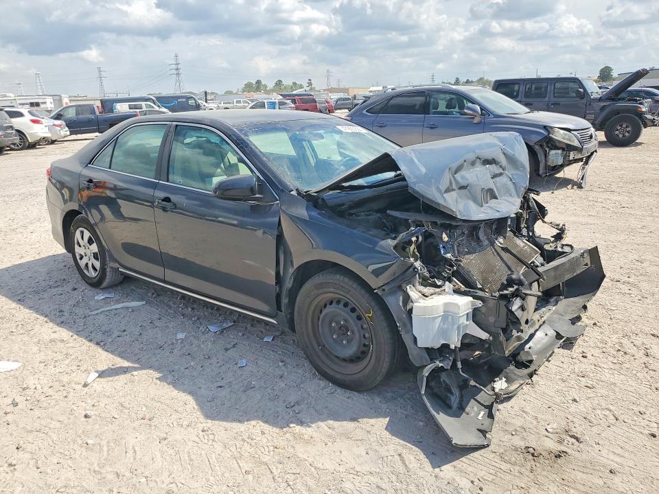 2012 Toyota Camry le